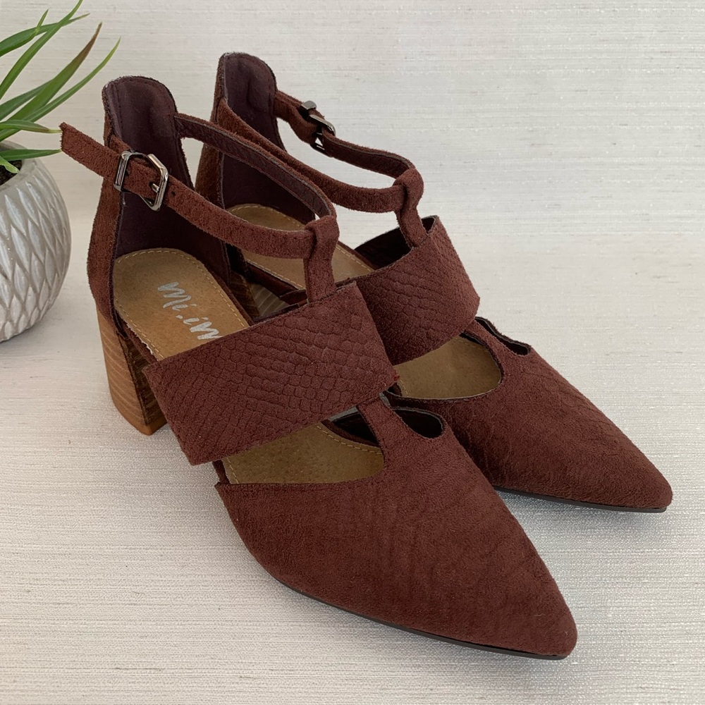 NWOT Mi.iM Paige Cabernet Texture Faux Suede T-Bar Heels Woman’s 6